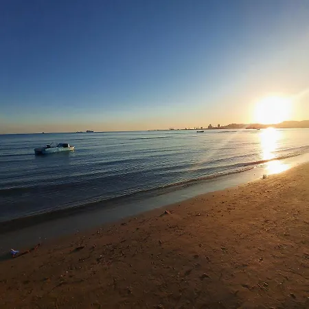 Bral 5 - Beachfront شقة دراس