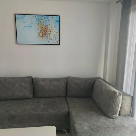 Bral 5 - Beachfront Durres