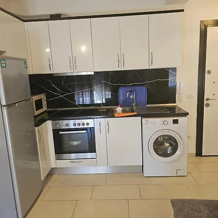 Bral 5 - Beachfront 公寓