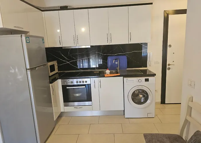 Bral 5 - Beachfront 公寓