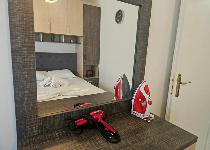 Bral 5 - Beachfront 公寓 *